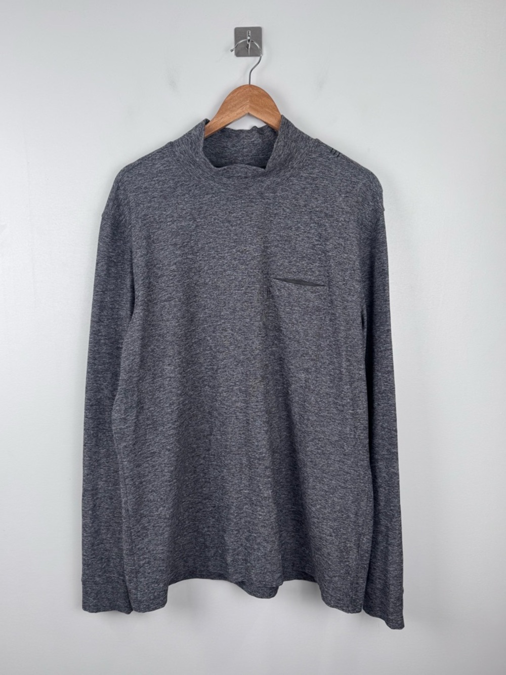 Lululemon Men‎ Surge High Neck Long Sleeve Size XL